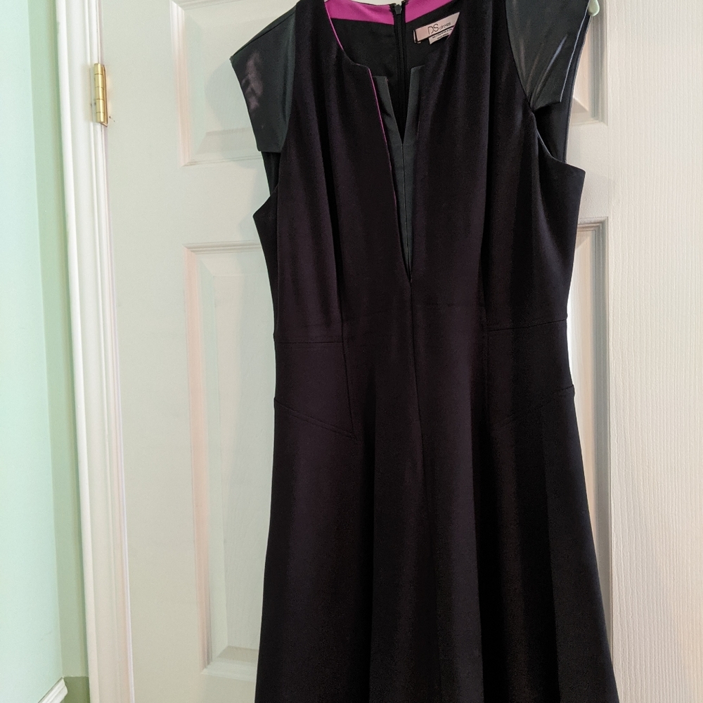 DS Dress | flared dress with pockets, pink detail